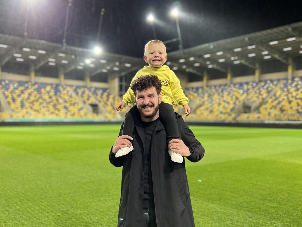 Matej „Rarach“ Jurášek so synom Miškom. Zdroj: Slovnaft Cup